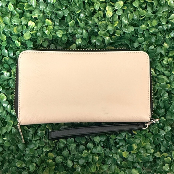 Kate Spade Black and Cream Wallet - Picture 5 of 5